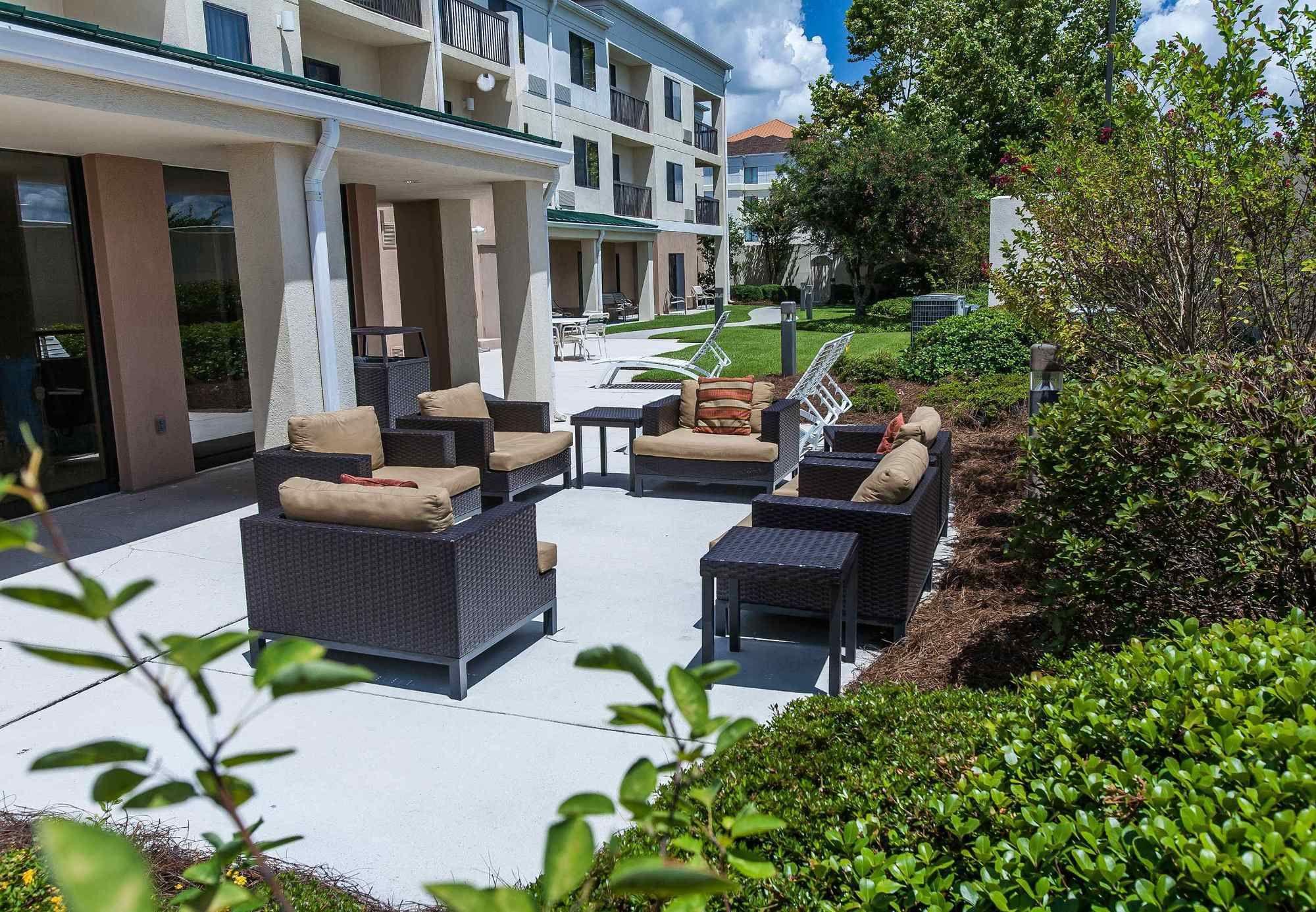 Courtyard Florence South Carolina Экстерьер фото