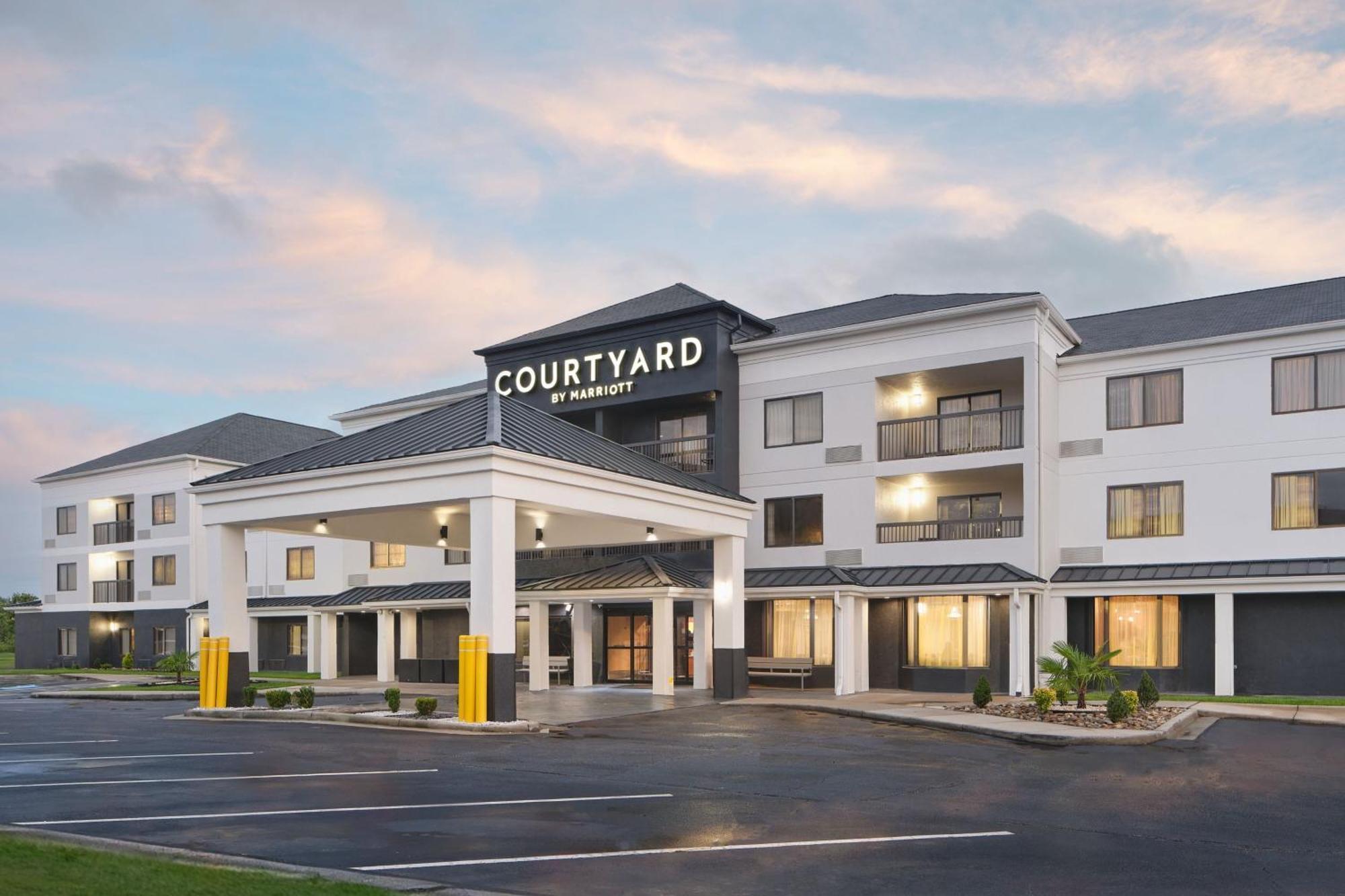 Courtyard Florence South Carolina Экстерьер фото
